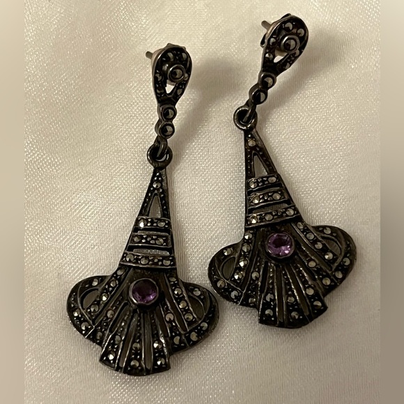 Marcasite and amethyst dangling pierced earrrings - Picture 2 of 4
